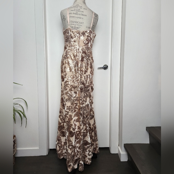 Blush sequin mermaid gown - Picture 6 of 16